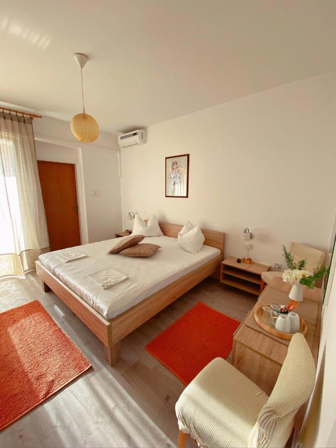 Hotel The Manzoni Family 1 Punat Esterno foto