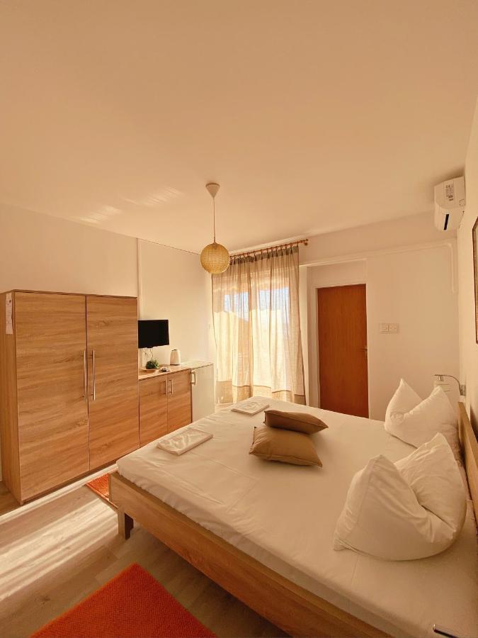 Hotel The Manzoni Family 1 Punat Esterno foto