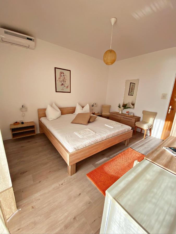 Hotel The Manzoni Family 1 Punat Esterno foto